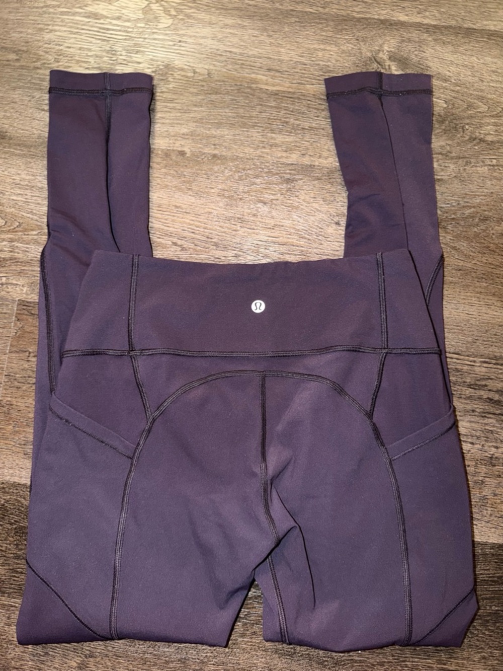 Lululemon all the right places crop 8